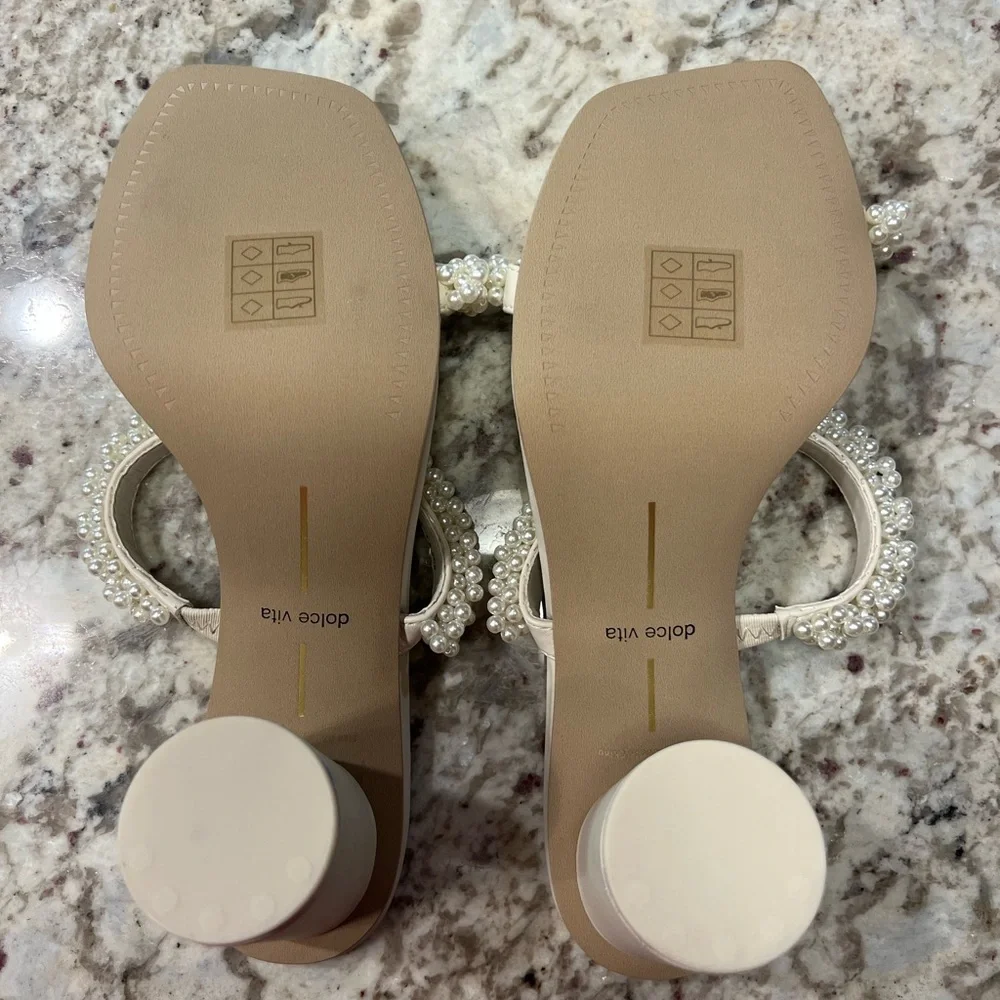 NEW never worn Dolce Vita Noel Heels. Size 8.5 - Picture 7 of 8